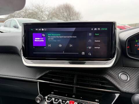 Peugeot 208 1.2 PureTech Allure Euro 6 (s/s) 5dr - U79839