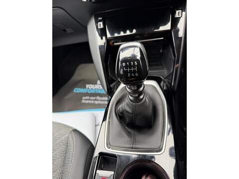 Peugeot 208 1.2 PureTech Allure Euro 6 (s/s) 5dr - U79839