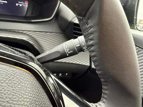 Peugeot 208 1.2 PureTech Allure Euro 6 (s/s) 5dr - U79839