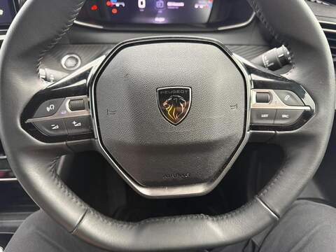 Peugeot 208 1.2 PureTech Allure Euro 6 (s/s) 5dr - U79839