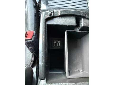 Ford Kuga TDCi EcoBlue Titanium Edition SUV 1.5 Manual Diesel - U79841