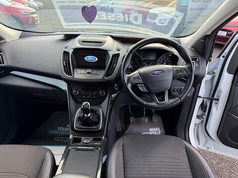 Ford Kuga TDCi EcoBlue Titanium Edition SUV 1.5 Manual Diesel - U79841