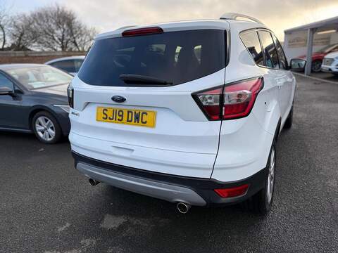Ford Kuga TDCi EcoBlue Titanium Edition SUV 1.5 Manual Diesel - U79841