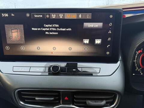 Nissan Juke 1.0 DIG-T N-Connecta DCT Auto Euro 6 (s/s) 5dr - U79846