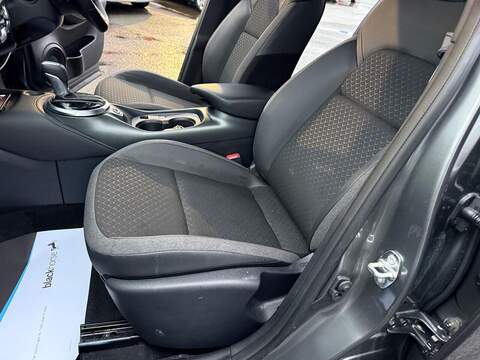 Nissan Juke 1.0 DIG-T N-Connecta DCT Auto Euro 6 (s/s) 5dr - U79846