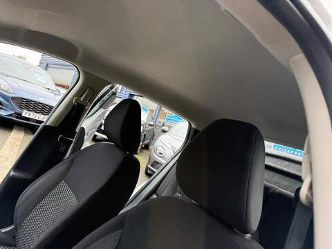 Nissan Micra 1.0 IG-T Acenta XTRON Euro 6 (s/s) 5dr - U79847