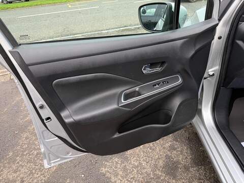 Nissan Micra 1.0 IG-T Acenta XTRON Euro 6 (s/s) 5dr - U79847