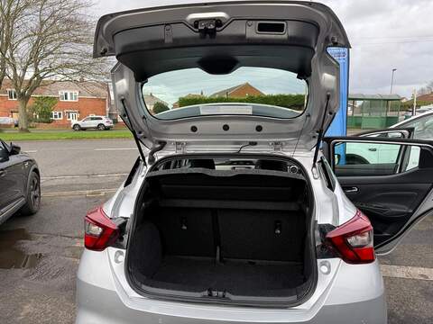 Nissan Micra 1.0 IG-T Acenta XTRON Euro 6 (s/s) 5dr - U79847