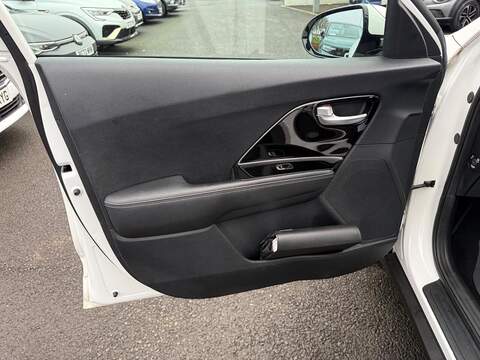 Kia Niro 1.6h GDi 2 SUV 5dr Petrol Hybrid DCT Euro 6 (s/s) (139 bhp) - U79850