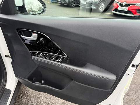 Kia Niro 1.6h GDi 2 SUV 5dr Petrol Hybrid DCT Euro 6 (s/s) (139 bhp) - U79850