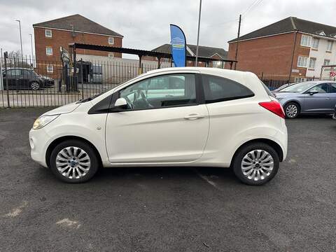 Ford Ka 1.2 Zetec Euro 5 (s/s) 3dr - U79852