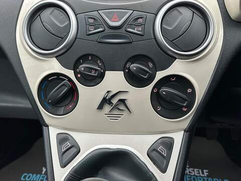 Ford Ka 1.2 Zetec Euro 5 (s/s) 3dr - U79852