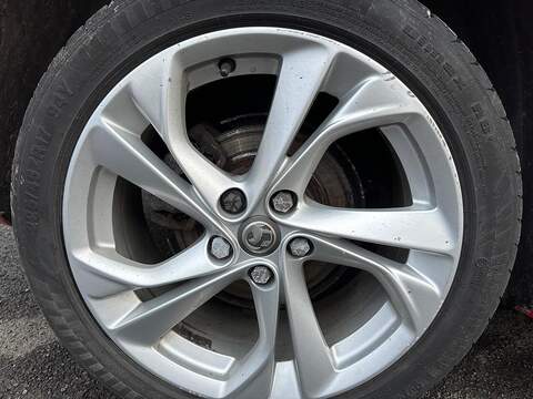 Vauxhall Astra 1.0i Turbo ecoTEC SRi Nav Euro 6 (s/s) 5dr - U79853