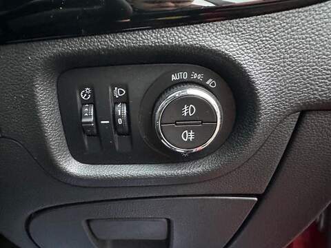 Vauxhall Astra 1.0i Turbo ecoTEC SRi Nav Euro 6 (s/s) 5dr - U79853