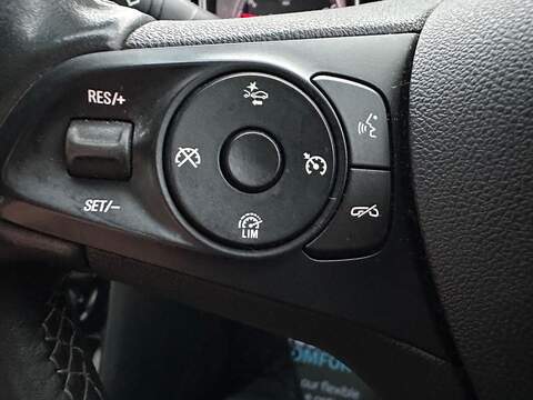 Vauxhall Astra 1.0i Turbo ecoTEC SRi Nav Euro 6 (s/s) 5dr - U79853