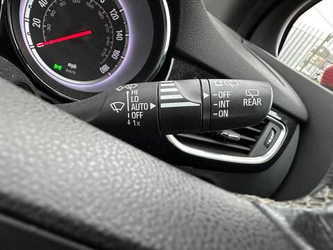 Vauxhall Astra 1.6 CDTi BlueInjection SRi Euro 6 (s/s) 5dr - U79854