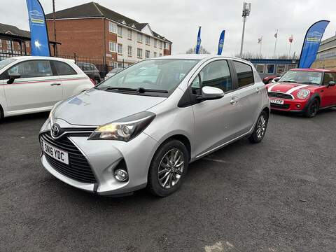 Toyota Yaris Micra Acenta Hatchback 0 Automatic Petrol