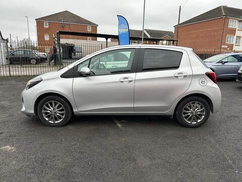 Toyota Yaris 1.33 Dual VVT-i Icon Euro 6 5dr - U79855