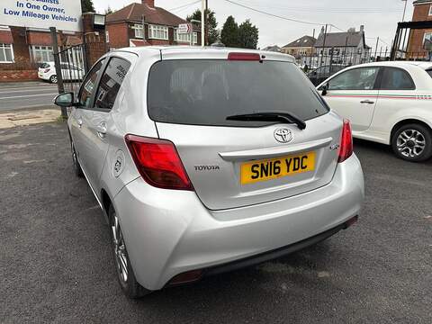 Toyota Yaris 1.33 Dual VVT-i Icon Euro 6 5dr - U79855