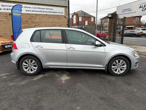 Volkswagen Golf 1.6 TDI BlueMotion Tech SE Euro 5 (s/s) 5dr - U79856
