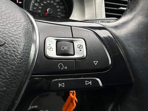 Volkswagen Golf 1.6 TDI BlueMotion Tech SE Euro 5 (s/s) 5dr - U79856