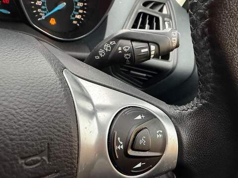 Ford C-Max 1.6 TDCi Zetec MPV 5dr Diesel Manual Euro 5 (115 ps) - U79864