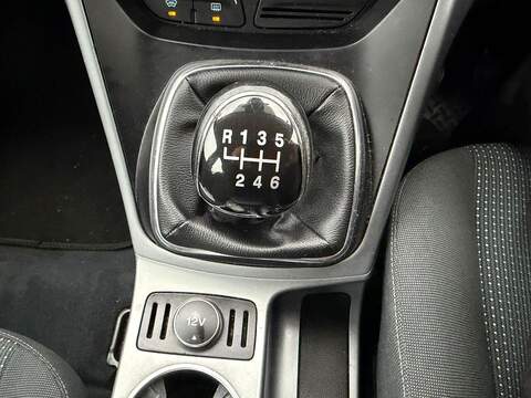Ford C-Max 1.6 TDCi Zetec MPV 5dr Diesel Manual Euro 5 (115 ps) - U79864