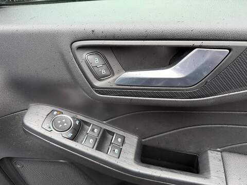 Ford Kuga 2.5 Duratec 14.4kWh ST-Line X Edition CVT Euro 6 (s/s) 5dr - U79868