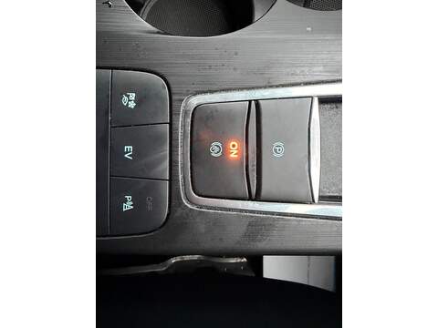 Ford Kuga 2.5 Duratec 14.4kWh ST-Line X Edition CVT Euro 6 (s/s) 5dr - U79868