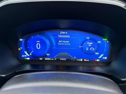 Ford Kuga 2.5 Duratec 14.4kWh ST-Line X Edition CVT Euro 6 (s/s) 5dr - U79868