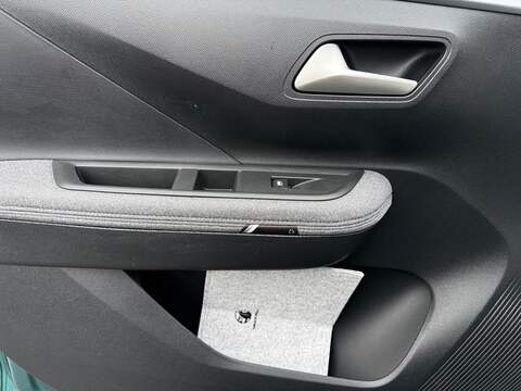 Vauxhall Frontera 1.2 Hybrid GS e-DCT Euro 6 (s/s) 5dr - U79870