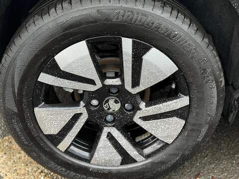 Vauxhall Frontera 1.2 Hybrid GS e-DCT Euro 6 (s/s) 5dr - U79870