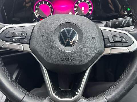 Volkswagen Golf 1.5 TSI Style Euro 6 (s/s) 5dr - U79873