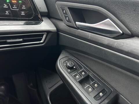 Volkswagen Golf 1.5 TSI Style Euro 6 (s/s) 5dr - U79873