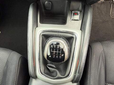 Nissan Qashqai 1.5 dCi Acenta 2WD Euro 6 (s/s) 5dr - U79880