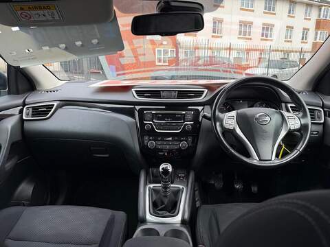 Nissan Qashqai 1.5 dCi Acenta 2WD Euro 6 (s/s) 5dr - U79880