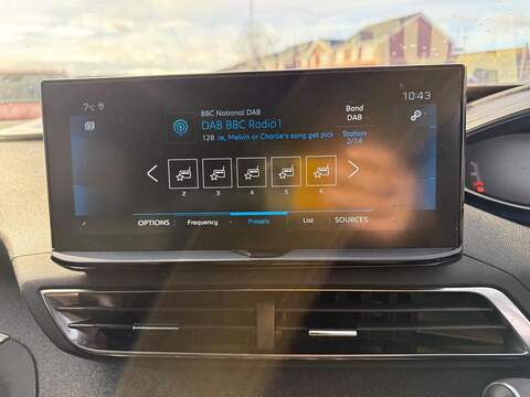 Peugeot 5008 1.2 PureTech Allure Premium + EAT Euro 6 (s/s) 5dr - U79886