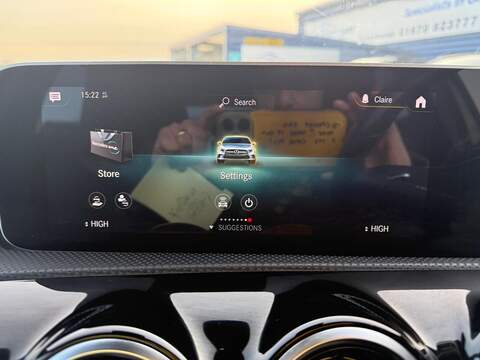 Mercedes-Benz A Class A180 AMG Line Hatchback 1.3 Automatic Petrol - U79889