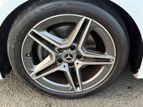 Mercedes-Benz A Class A180 AMG Line Hatchback 1.3 Automatic Petrol - U79889