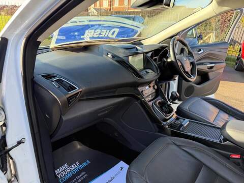 Ford Kuga 1.5 TDCi Titanium X SUV 5dr Diesel Manual 2WD Euro 6 (s/s) (120 ps) - U79893