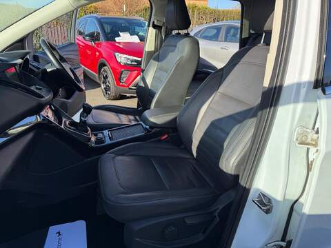 Ford Kuga 1.5 TDCi Titanium X SUV 5dr Diesel Manual 2WD Euro 6 (s/s) (120 ps) - U79893