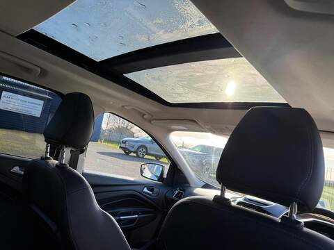 Ford Kuga 1.5 TDCi Titanium X SUV 5dr Diesel Manual 2WD Euro 6 (s/s) (120 ps) - U79893