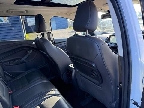 Ford Kuga 1.5 TDCi Titanium X SUV 5dr Diesel Manual 2WD Euro 6 (s/s) (120 ps) - U79893