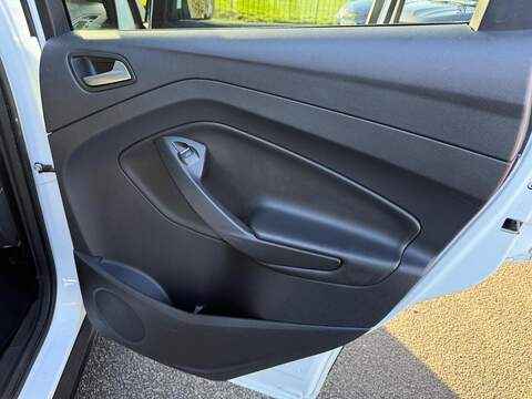 Ford Kuga 1.5 TDCi Titanium X SUV 5dr Diesel Manual 2WD Euro 6 (s/s) (120 ps) - U79893