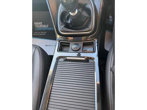 Ford Kuga 1.5 TDCi Titanium X SUV 5dr Diesel Manual 2WD Euro 6 (s/s) (120 ps) - U79893