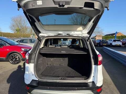 Ford Kuga 1.5 TDCi Titanium X SUV 5dr Diesel Manual 2WD Euro 6 (s/s) (120 ps) - U79893