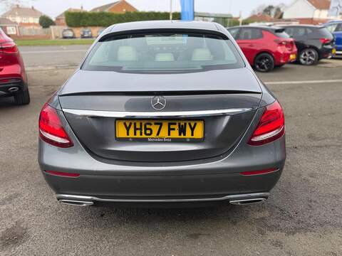 Mercedes-Benz E Class 2.0 E220d SE Saloon 4dr Diesel G-Tronic+ Euro 6 (s/s) (194 ps) - U79897