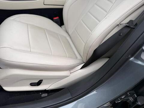 Mercedes-Benz E Class 2.0 E220d SE Saloon 4dr Diesel G-Tronic+ Euro 6 (s/s) (194 ps) - U79897