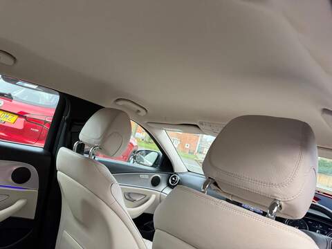 Mercedes-Benz E Class 2.0 E220d SE Saloon 4dr Diesel G-Tronic+ Euro 6 (s/s) (194 ps) - U79897