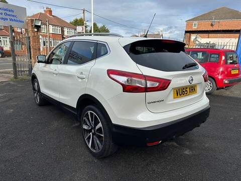 Nissan Qashqai 1.2 DIG-T Tekna XTRON 2WD Euro 6 (s/s) 5dr - U79899